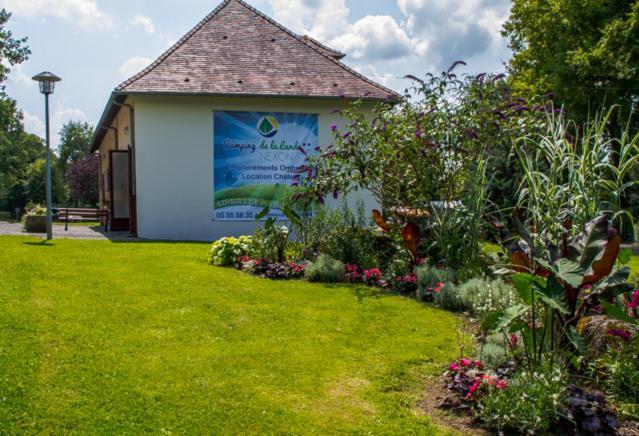 Camping Municipal De La Lande Nexon Zewnętrze zdjęcie