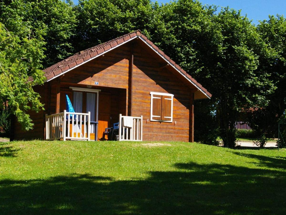 Camping Municipal De La Lande Nexon Zewnętrze zdjęcie