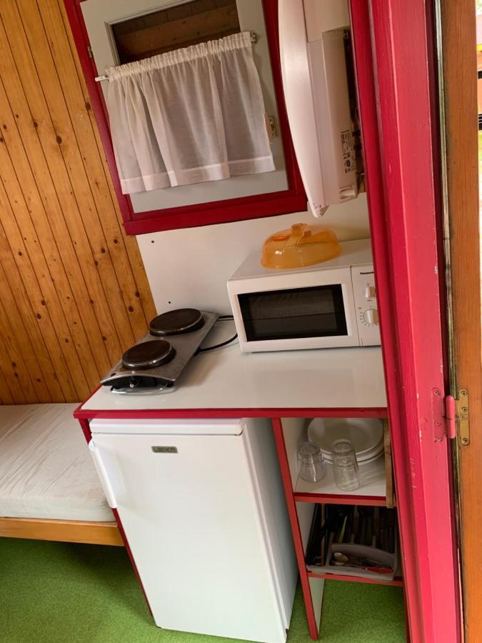 Camping Municipal De La Lande Nexon Zewnętrze zdjęcie